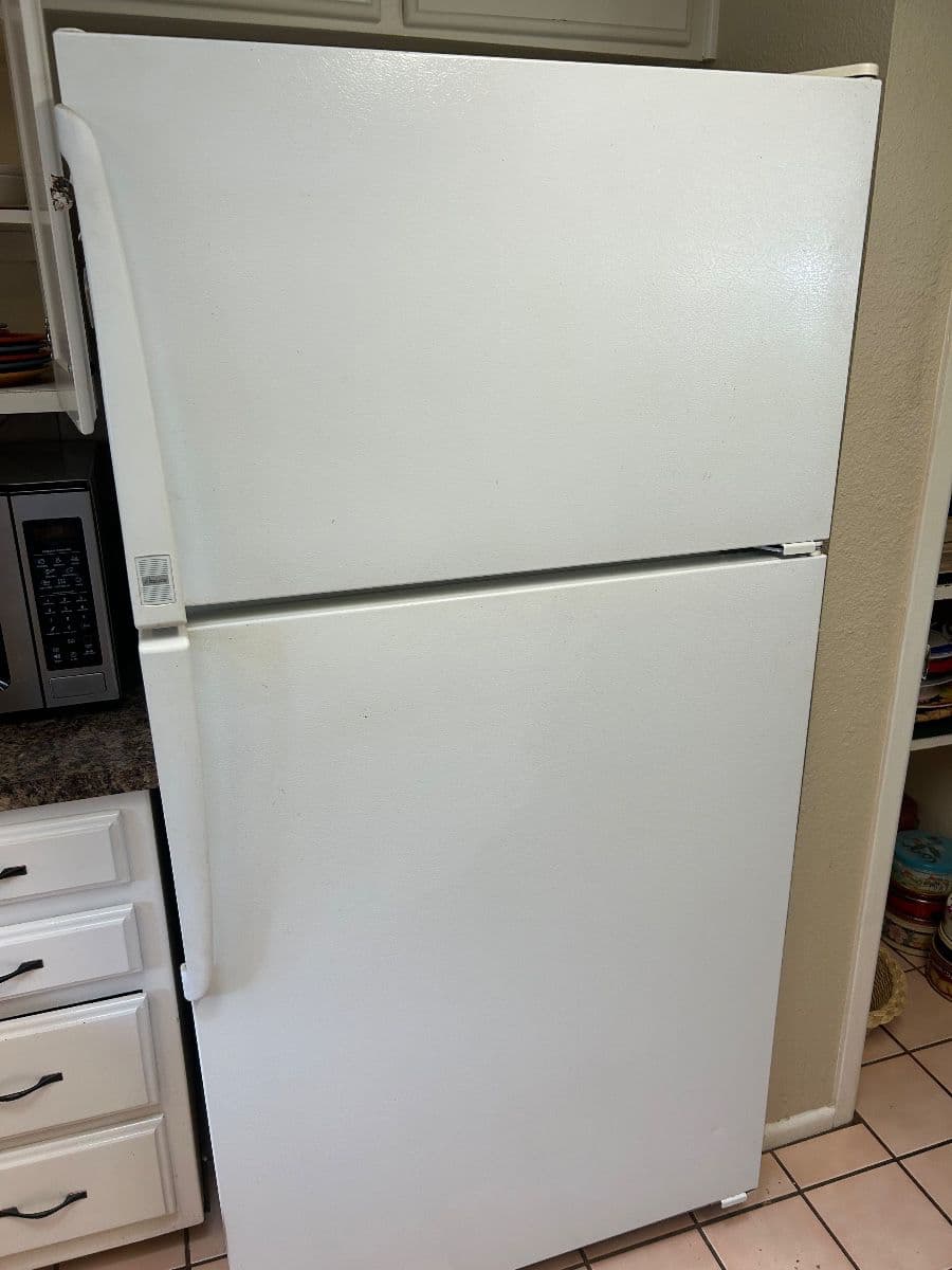 Aunt Sally’s Estate Sale photo 8