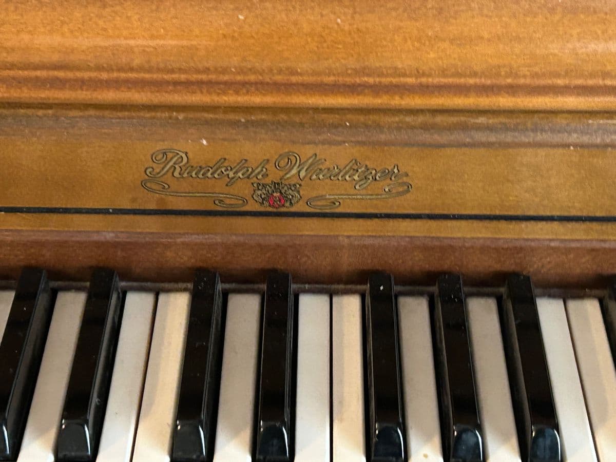 Aunt Sally’s Estate Sale photo 5