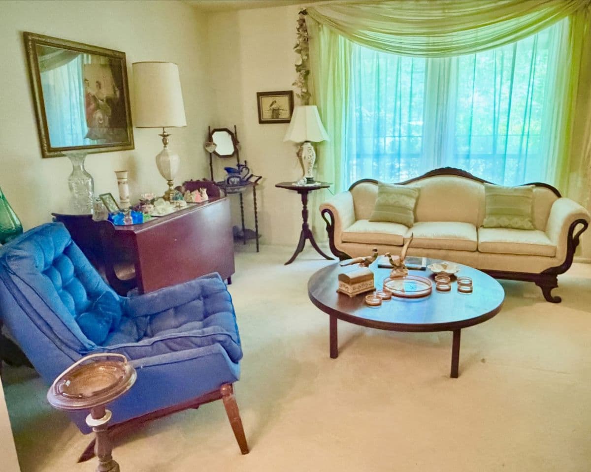 Fabulous Collectors Estate Sale Round 1 photo 1
