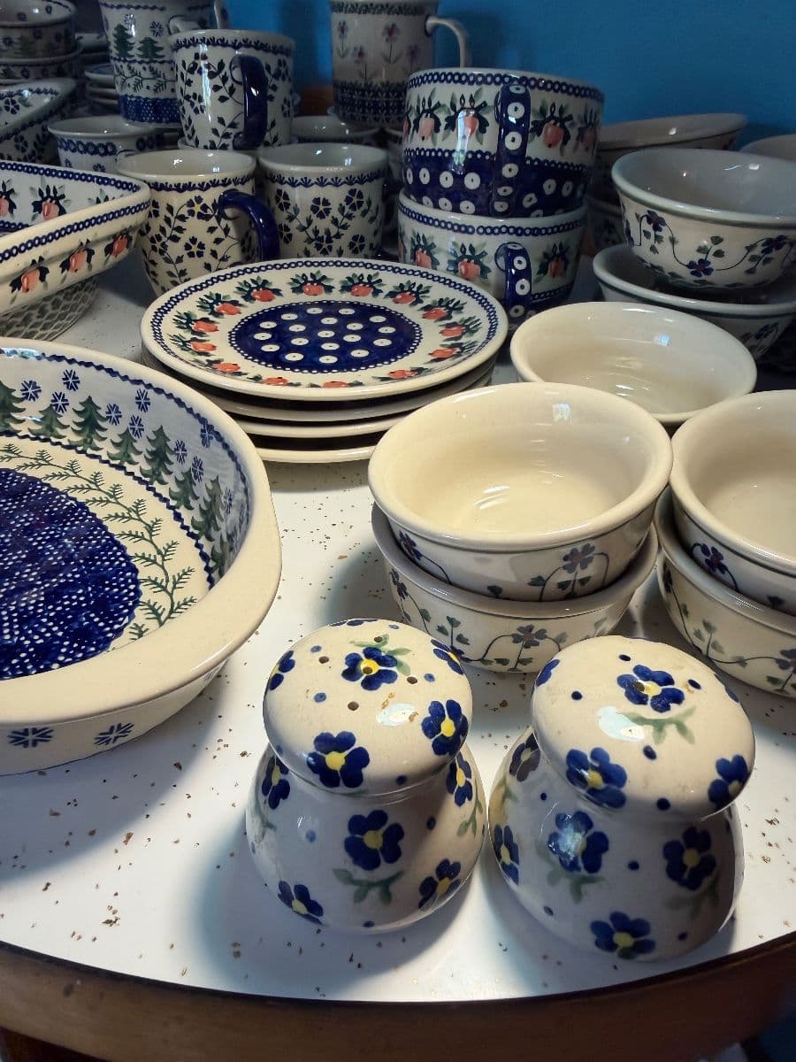 Colossal Crafting and Collectibles Estate Sale photo 4