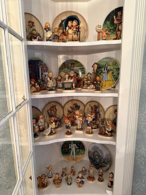 Marc;'s Unique Antiques, Inc. photo 2