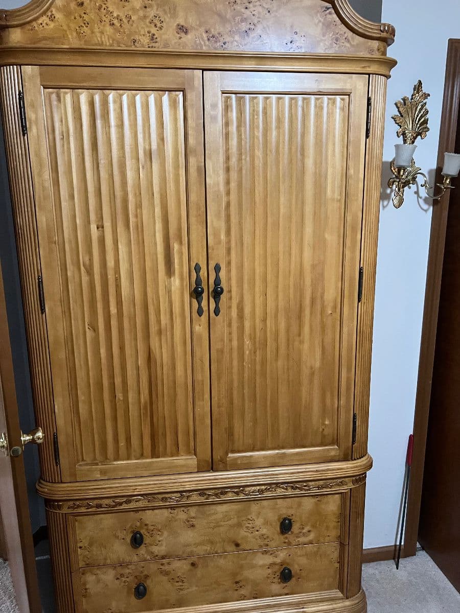 Schererville Pickers Style Estate Sale photo 8