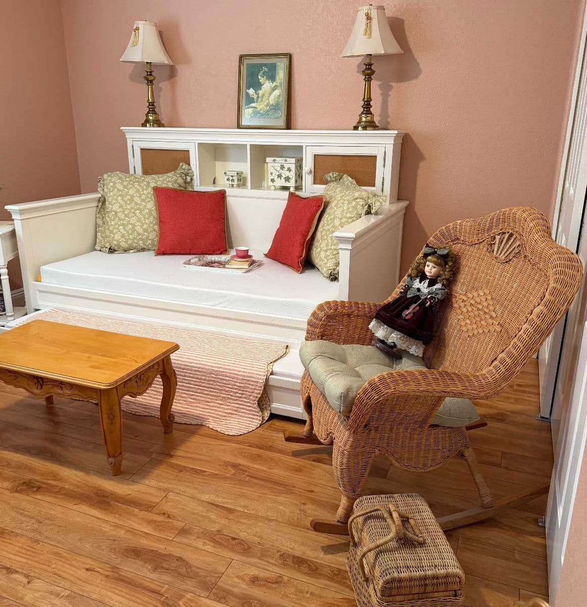 CLUTTER SWEEPERS  Remodel Liquidation and Estate Sale! photo 4