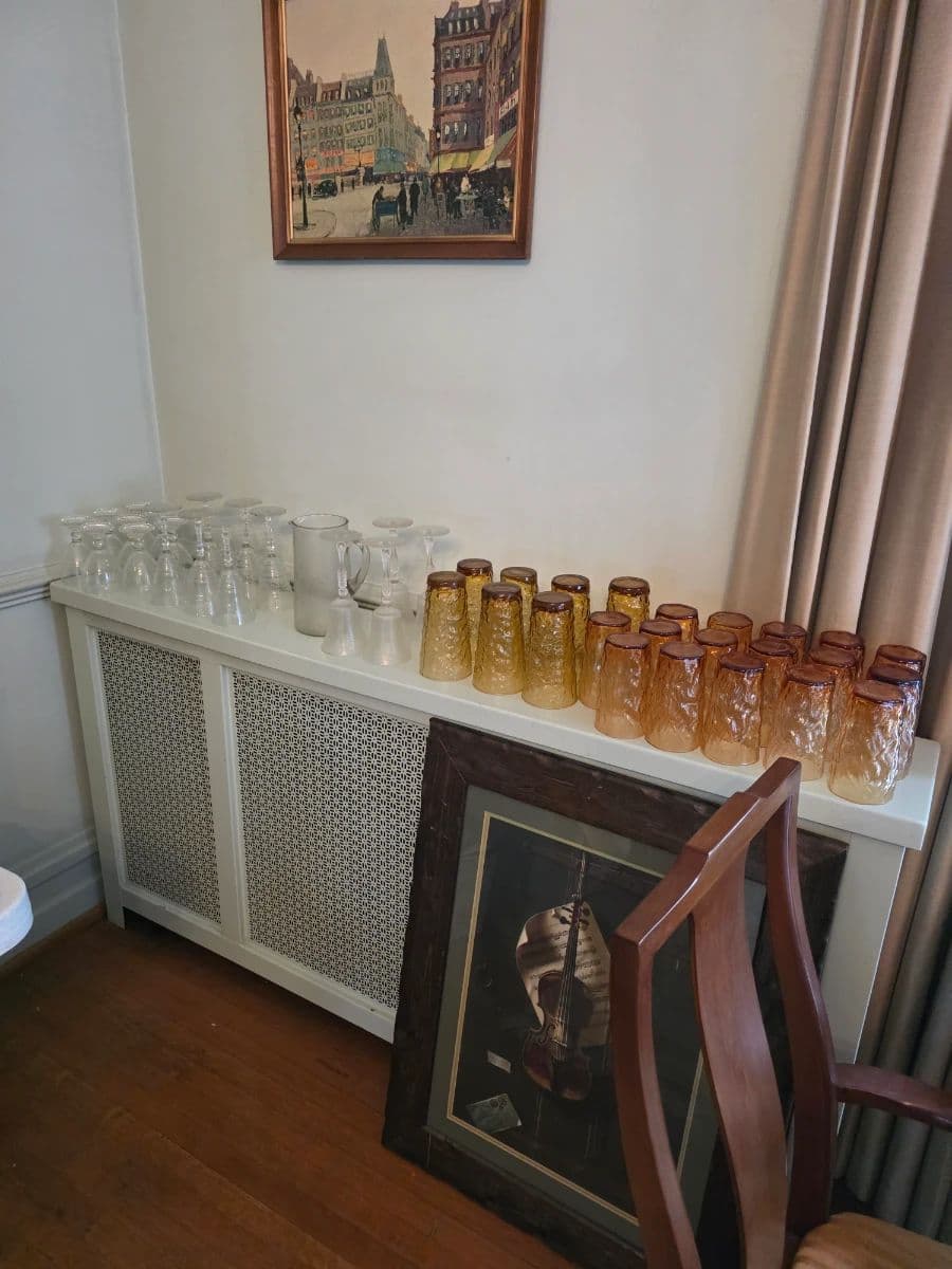 Kinfolke estate sale photo 11