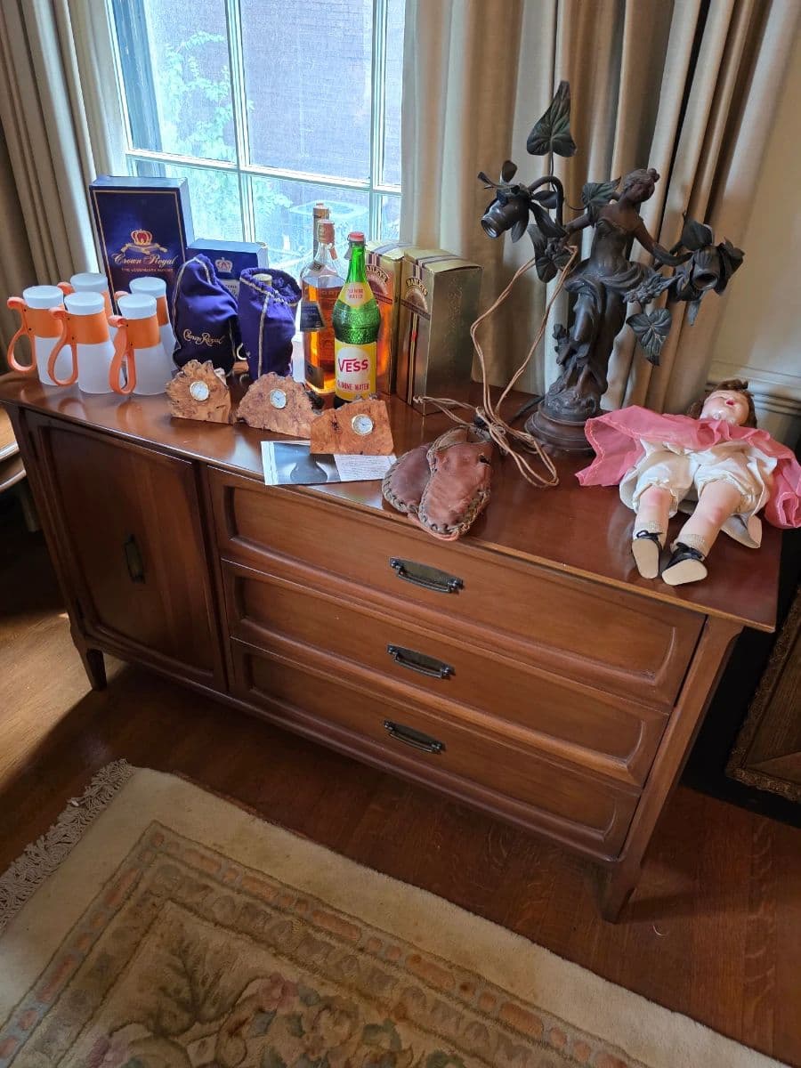 Kinfolke estate sale photo 4