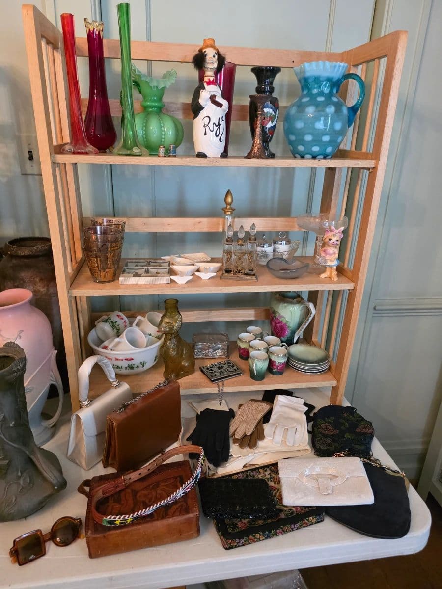 Kinfolke estate sale photo 8