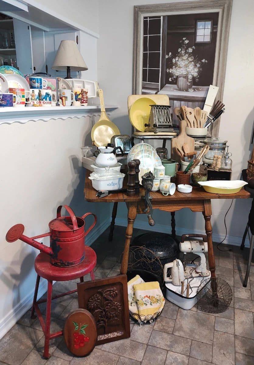 Elmore Estate Sale photo 11