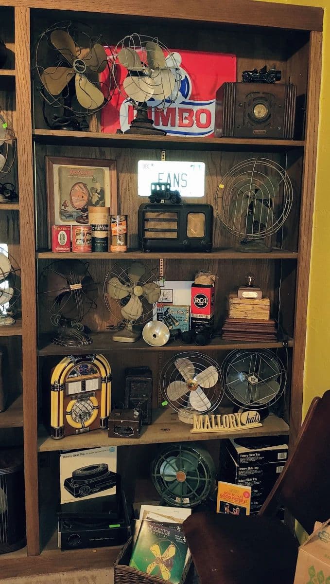 Elmore Estate Sale photo 3