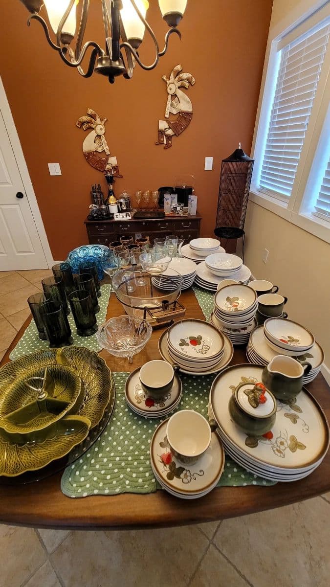 50% Off Sunday SunCity Sale~Contemporary furniture+Vtg art&decor+jewelry+clothing+Swarovski Crystals photo 2