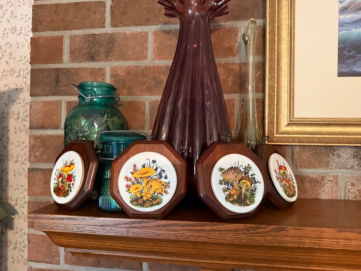New Bern Country Comforts & Collector’s Finds photo 8