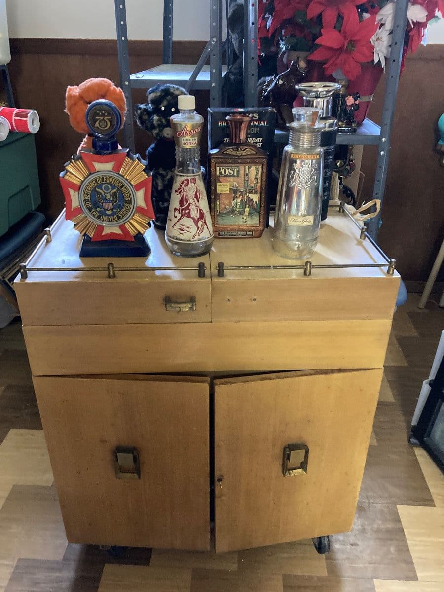 Estate Sale photo 6
