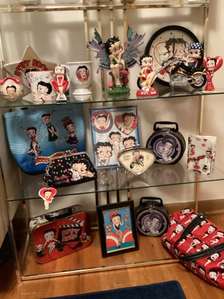 Estate Sale photo 5