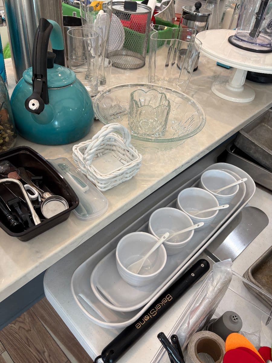 UPSCALE ESTATE SALE | Designer Brands, Quality Finds & Everyday Treasures photo 5