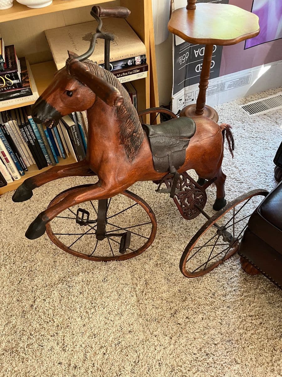 ANTIQUE AND VINTAGE CHISAGO CITY ESTATE SALE photo 10