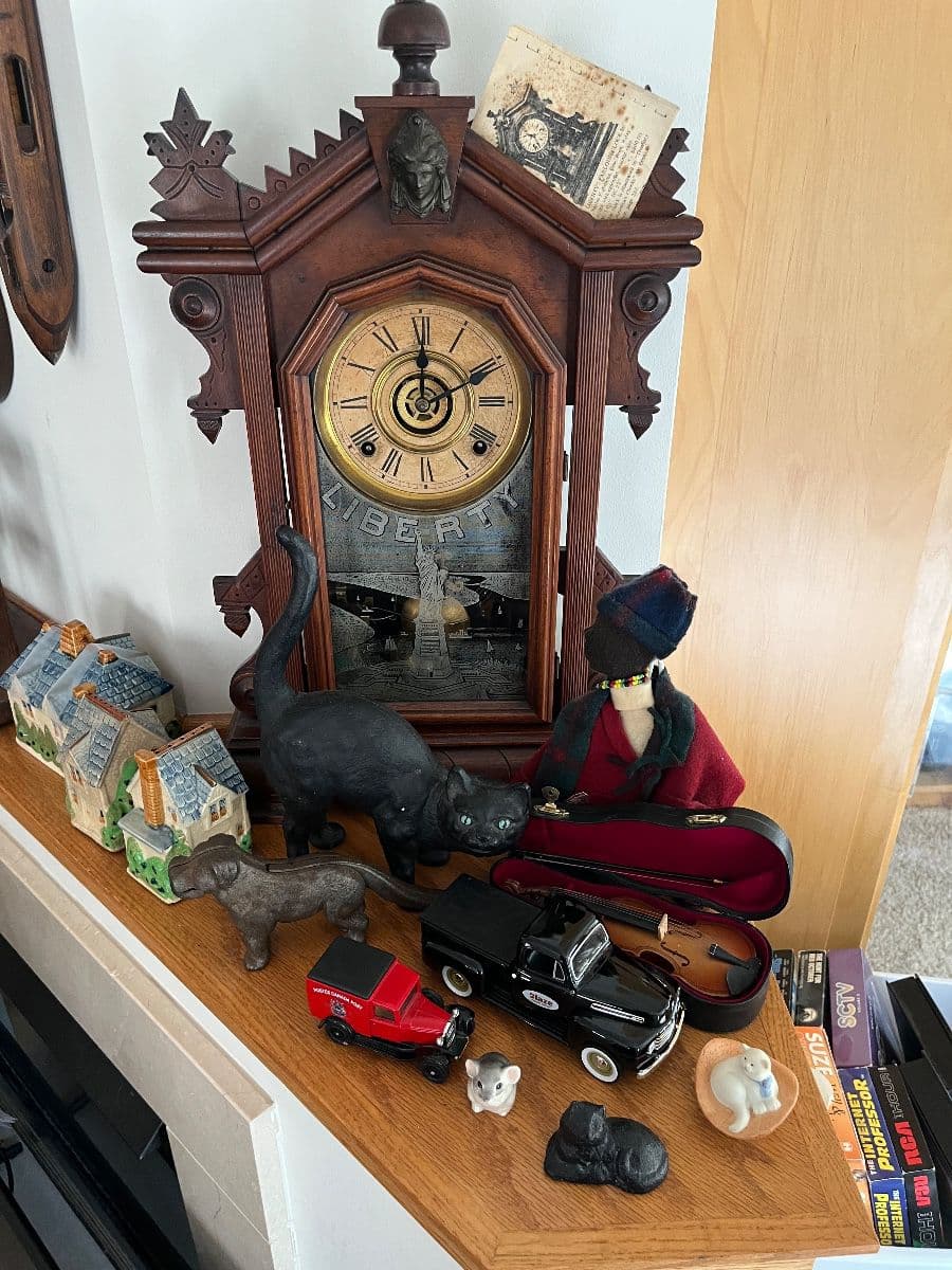 ANTIQUE AND VINTAGE CHISAGO CITY ESTATE SALE photo 8