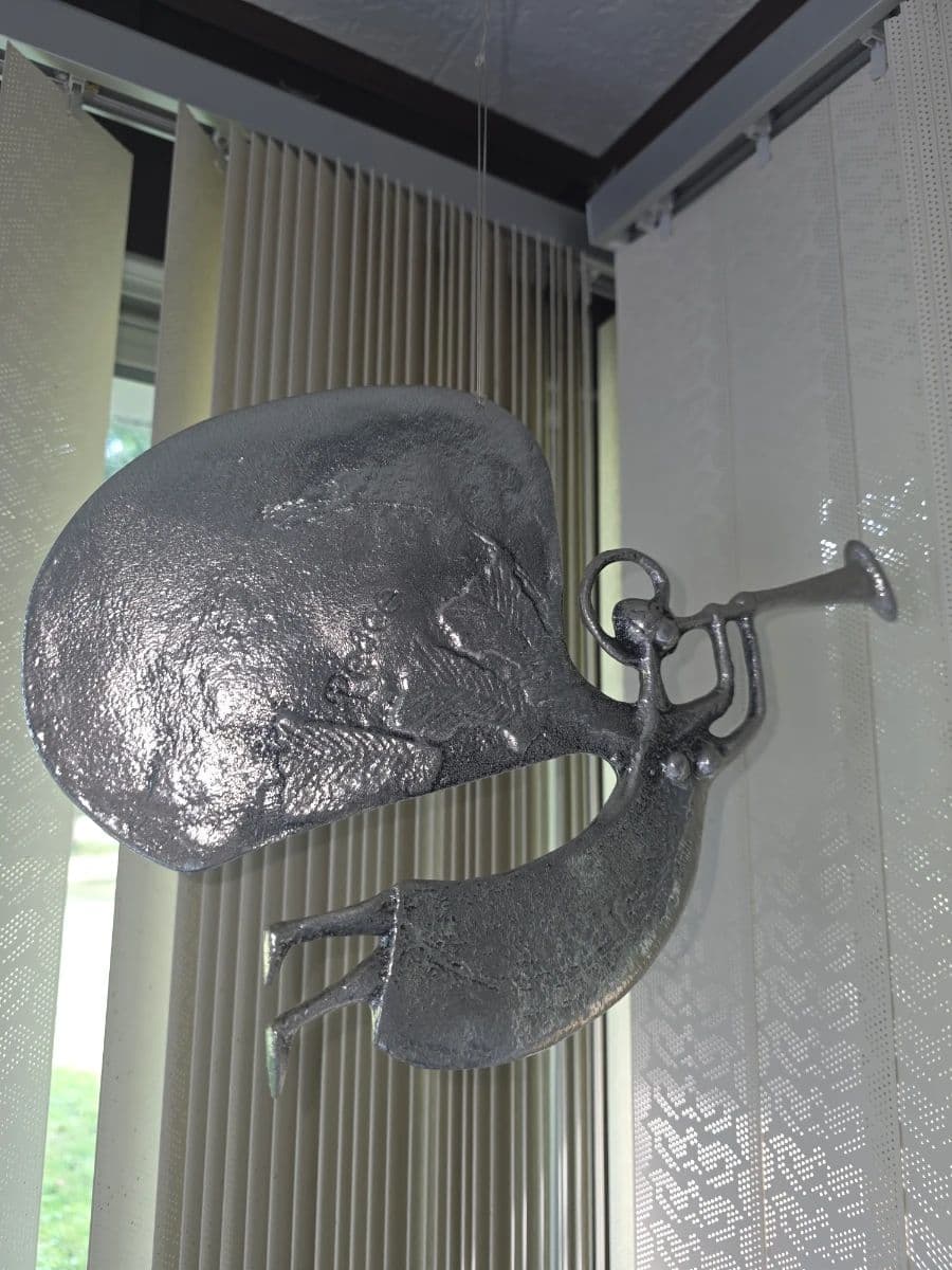 A Lyndhurst Collection photo 3