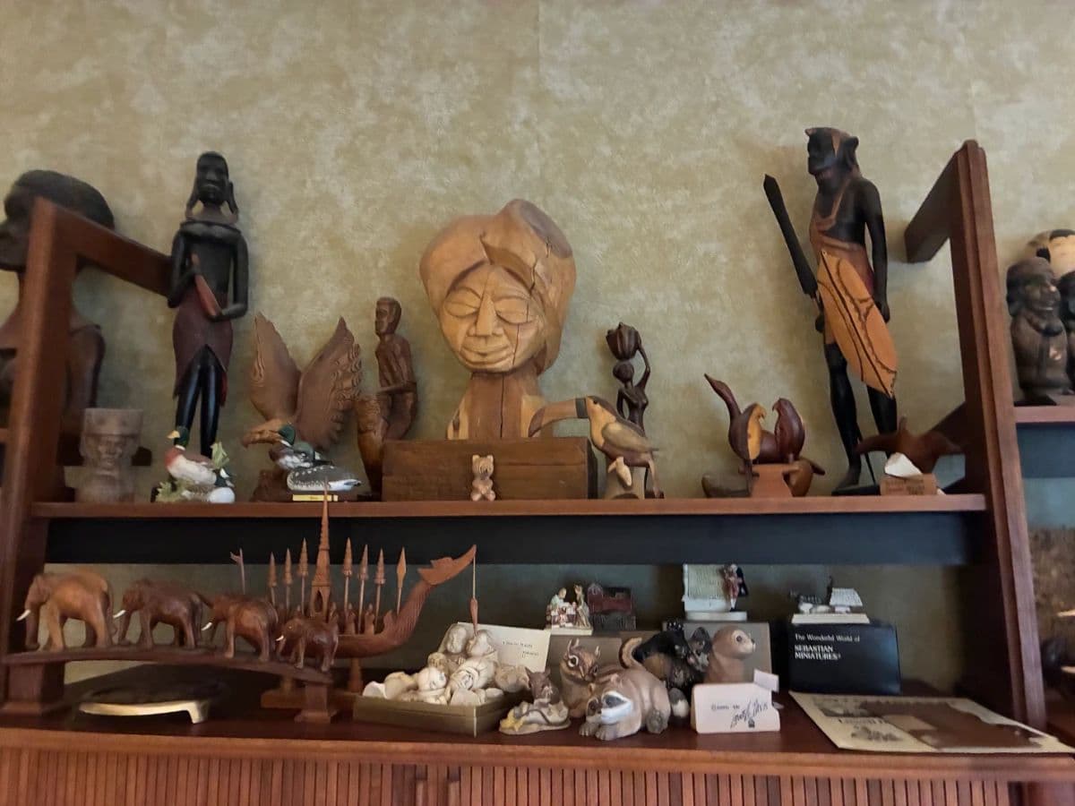 Mid Century Time Capsule featuring Massive Collection of Green Bay Packer Items photo 7