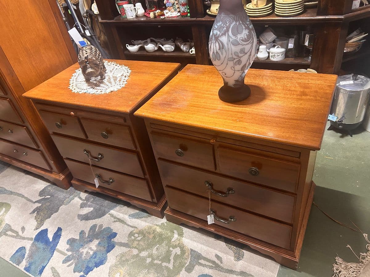 BLOWOUT SALE at Blue Horseshoe's Estate Room - DON'T SLEEP ON THIS ONE! photo 1