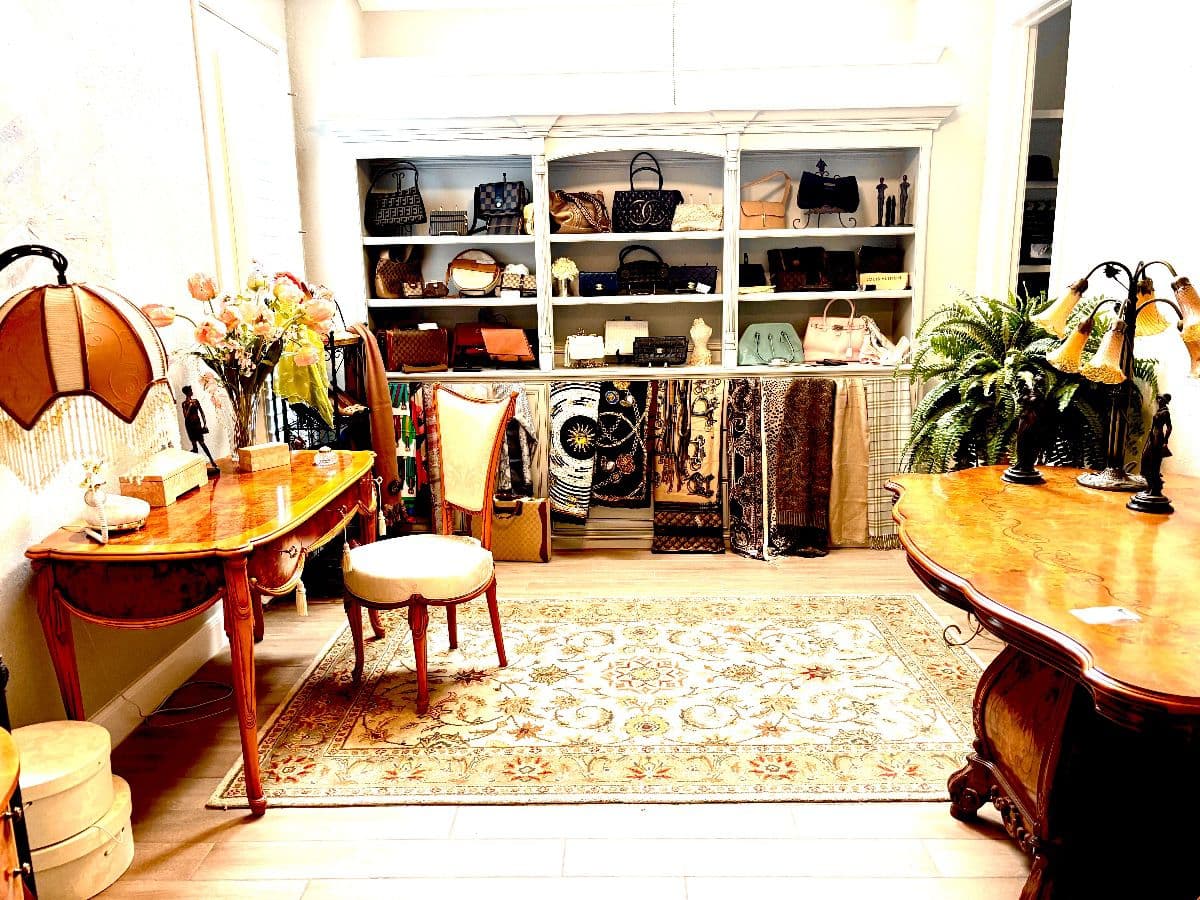 ELEGANCE TO THE MAX IN KINGWOOD - BY APPOINTMENT ONLY SALE BY W&W photo 5
