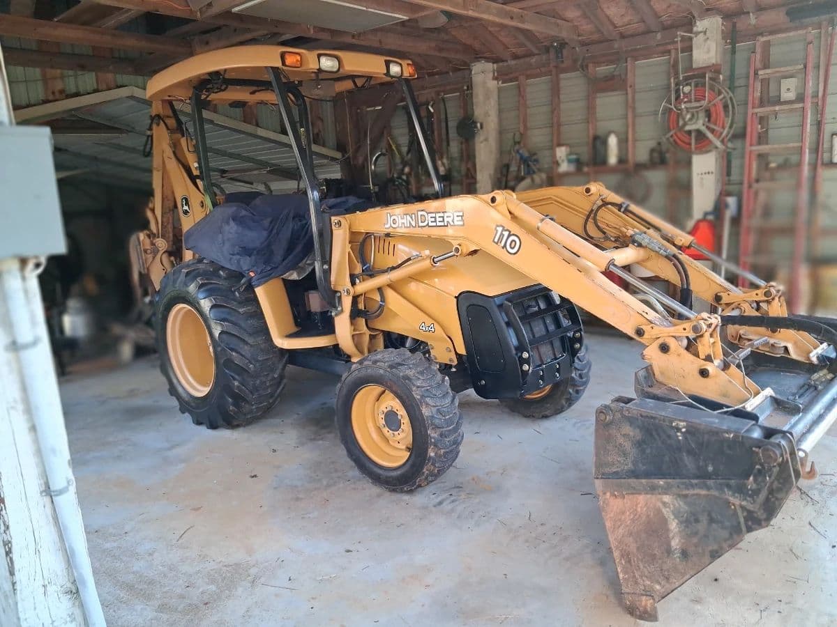 New Pictures Private Sale with 4X4 machines and Tractors photo 1