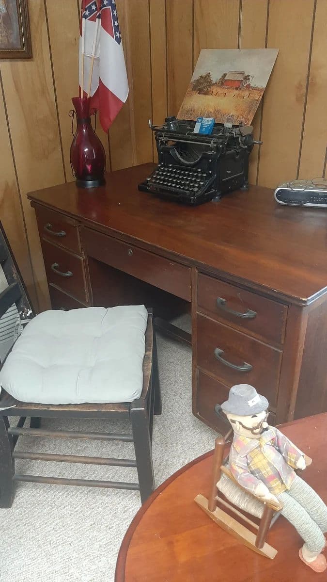 Historic Farmhouse furniture sale photo 4