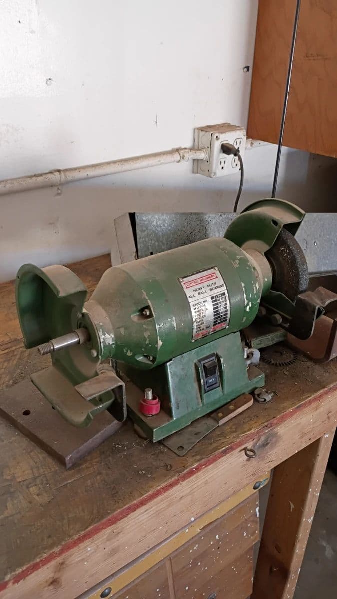 Joshua Tree Estate Sale: Classic Hi-Desert Treasure Trove photo 4
