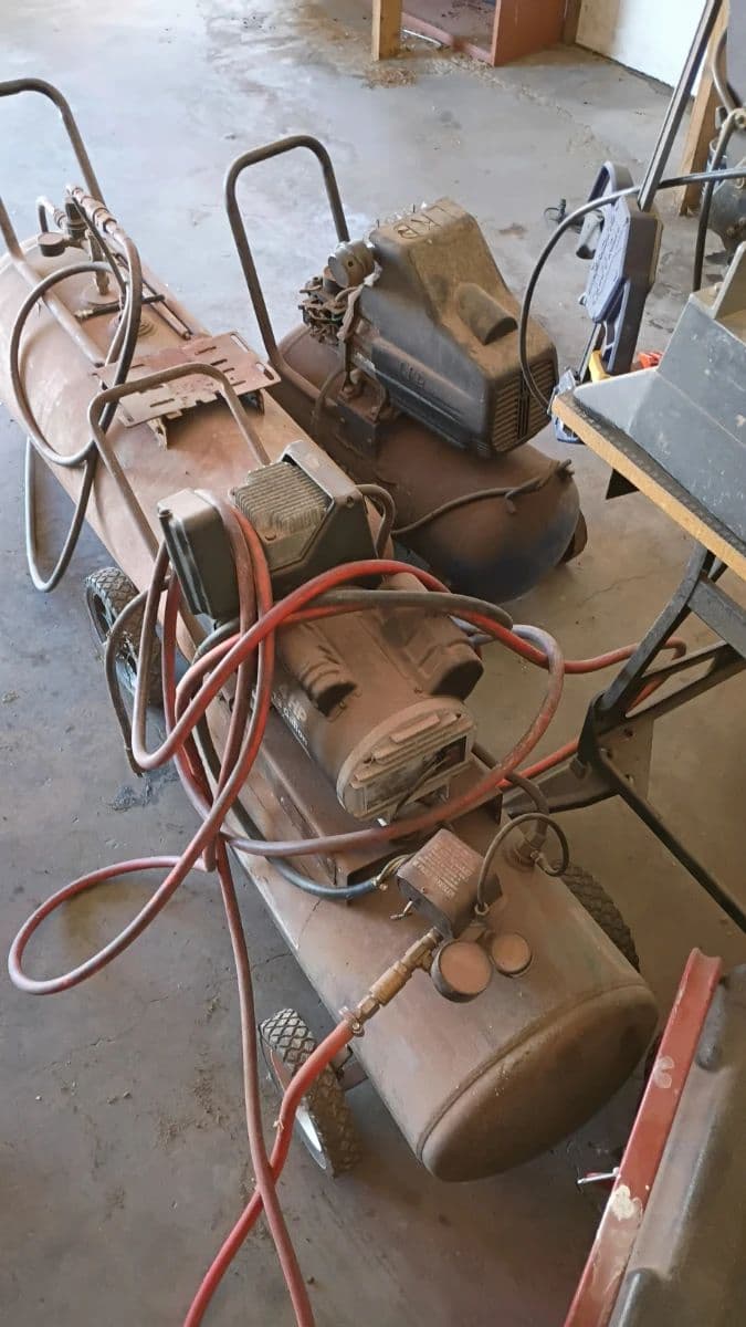 Joshua Tree Estate Sale: Classic Hi-Desert Treasure Trove photo 12