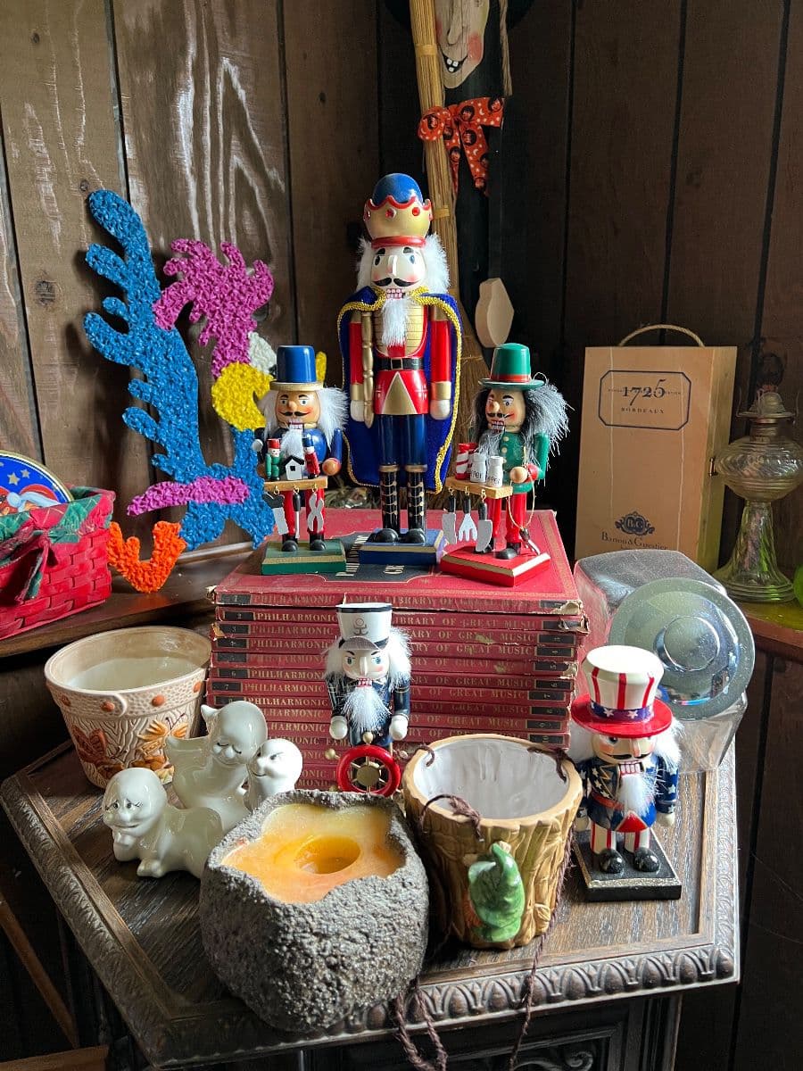 Private Estate Sale photo 11