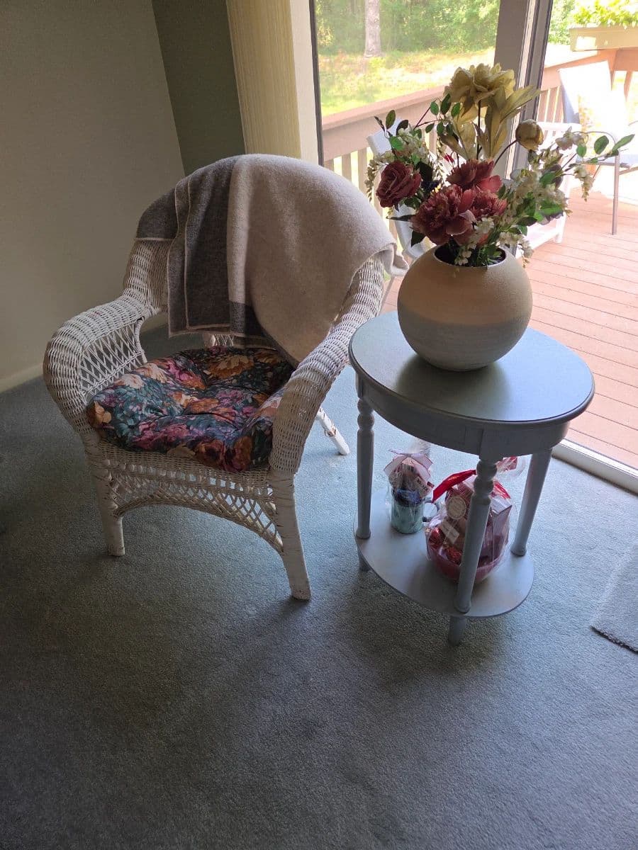 Contents of Lovely Home in Montville photo 6