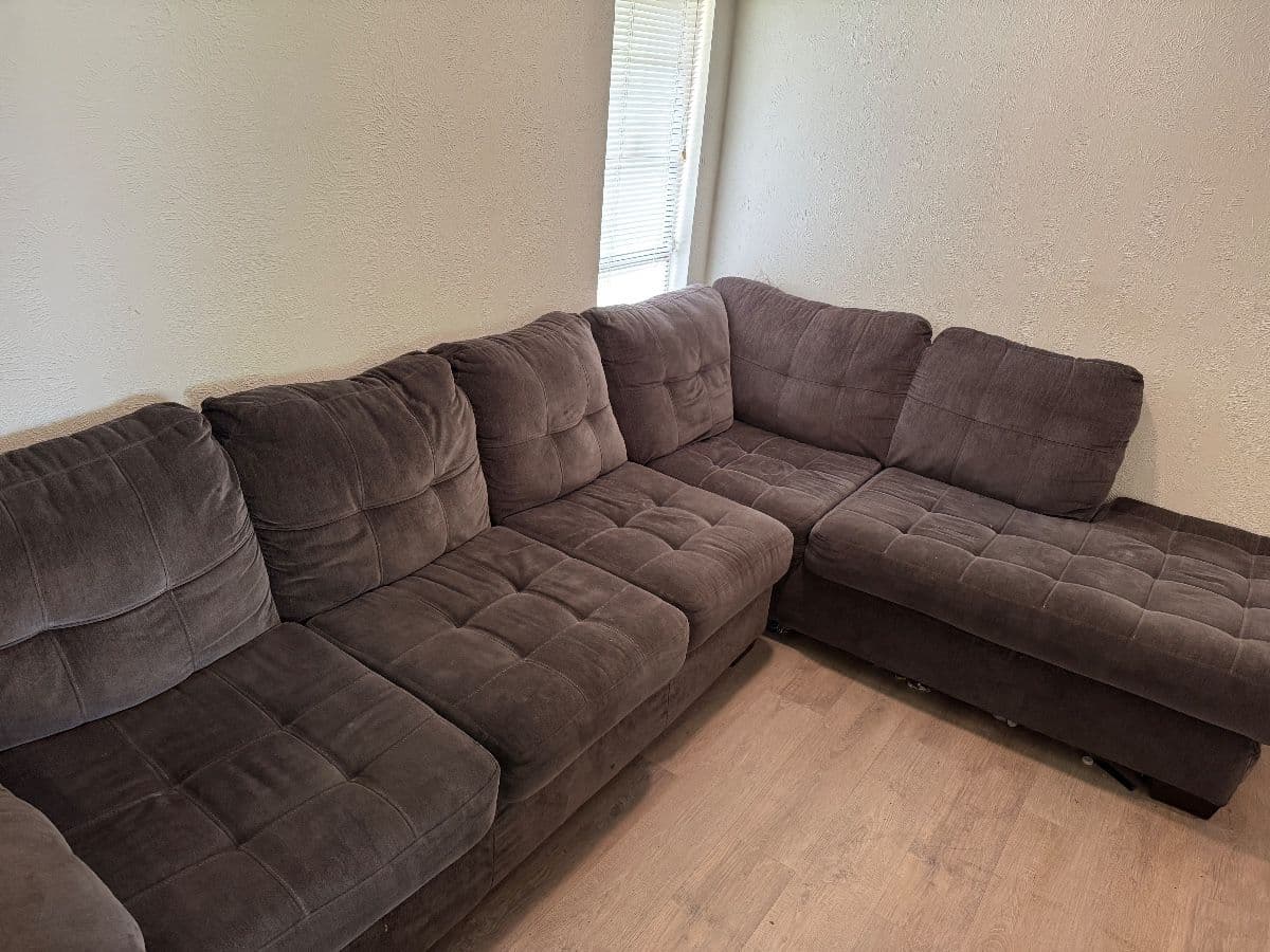 Estate Sale – Quality Furniture, Appliances & Home Decor photo 5