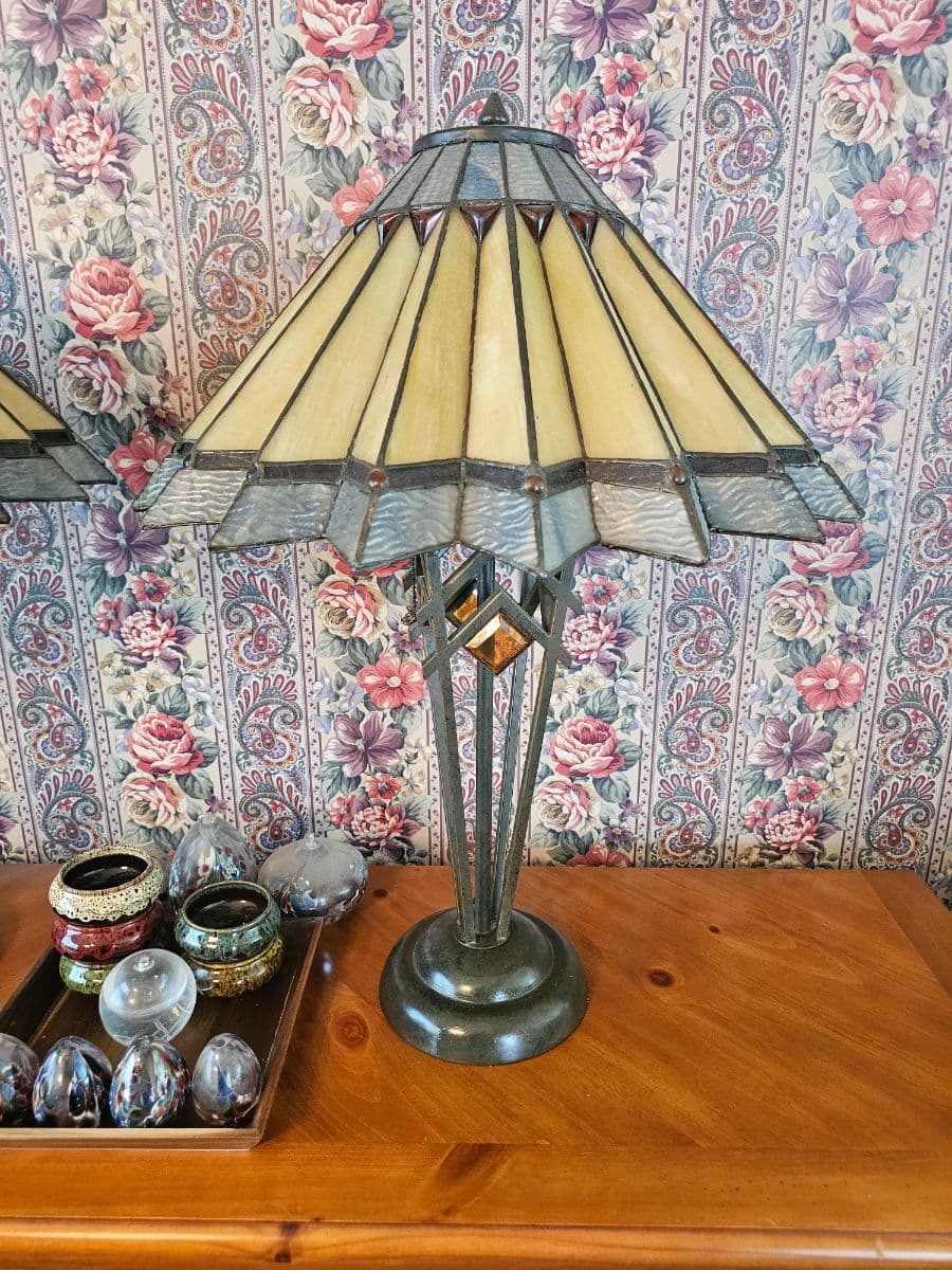 Thornton Estate Sale – Furniture, Electronics, Kitchen, Fashion Jewelry, Décor & More! photo 5