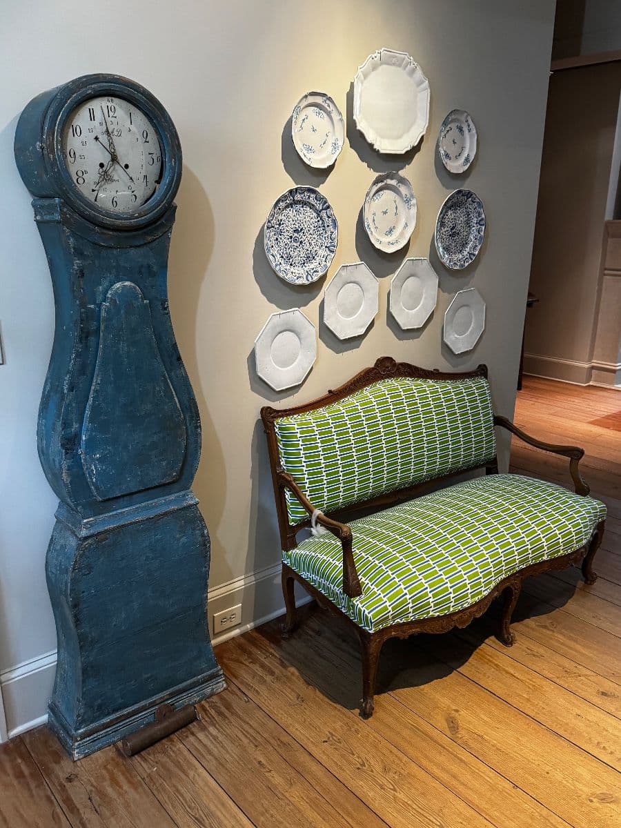 Beautiful Buckhead Sale- Antiques, Furniture, Books, Designer Clothing & More!!! photo 2