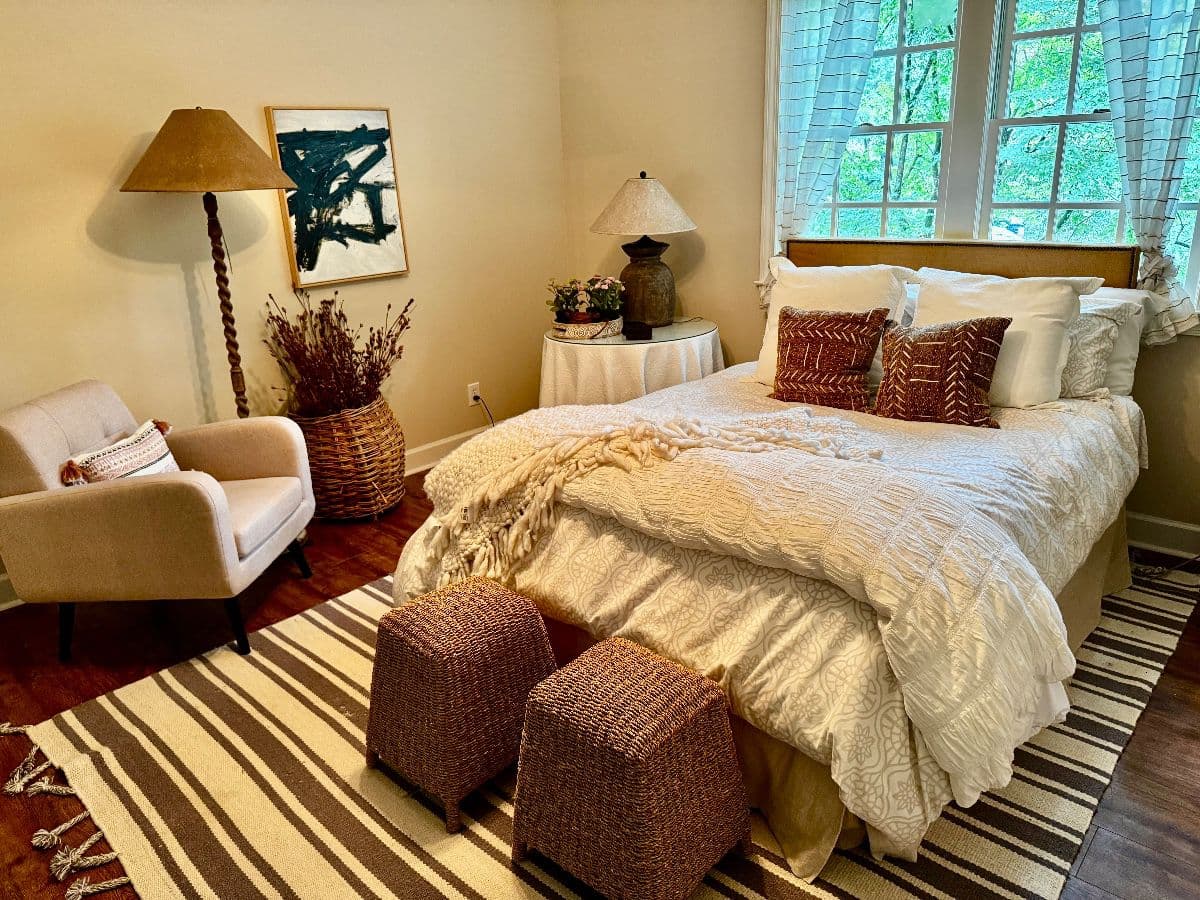 Beautiful Buckhead Sale- Antiques, Furniture, Books, Designer Clothing & More!!! photo 12