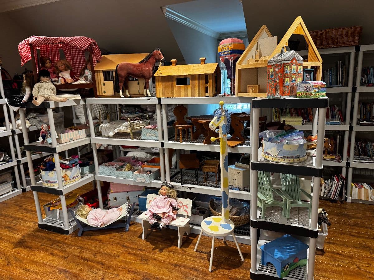 Beautiful Buckhead Sale- Antiques, Furniture, Books, Designer Clothing & More!!! photo 10
