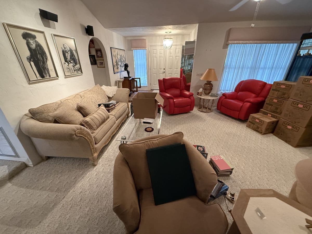 YOU’VE NEVER SEEN THIS MANY TEAPOTS! — A House FULL of Treasures photo 8