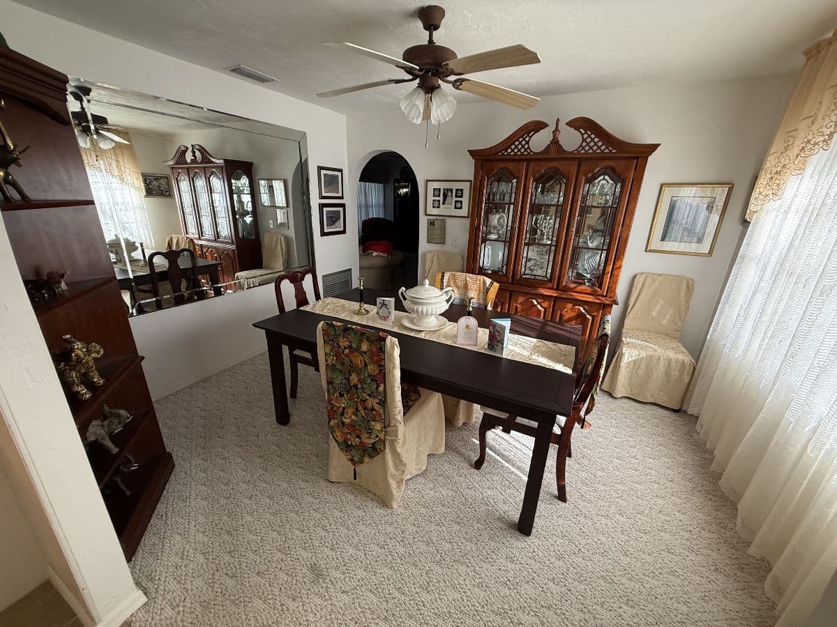 YOU’VE NEVER SEEN THIS MANY TEAPOTS! — A House FULL of Treasures photo 4