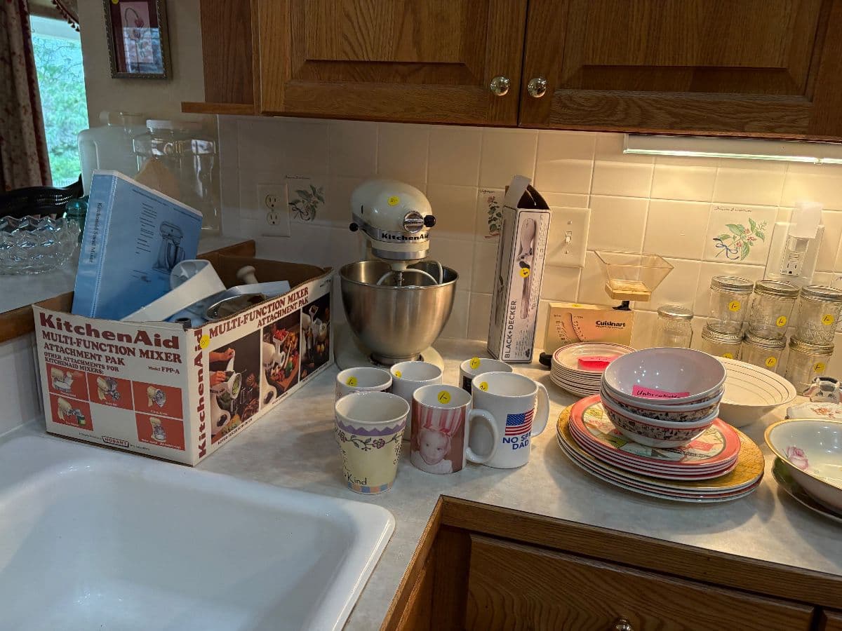 Downsizing, marbles, jewelry, toys, tools photo 8