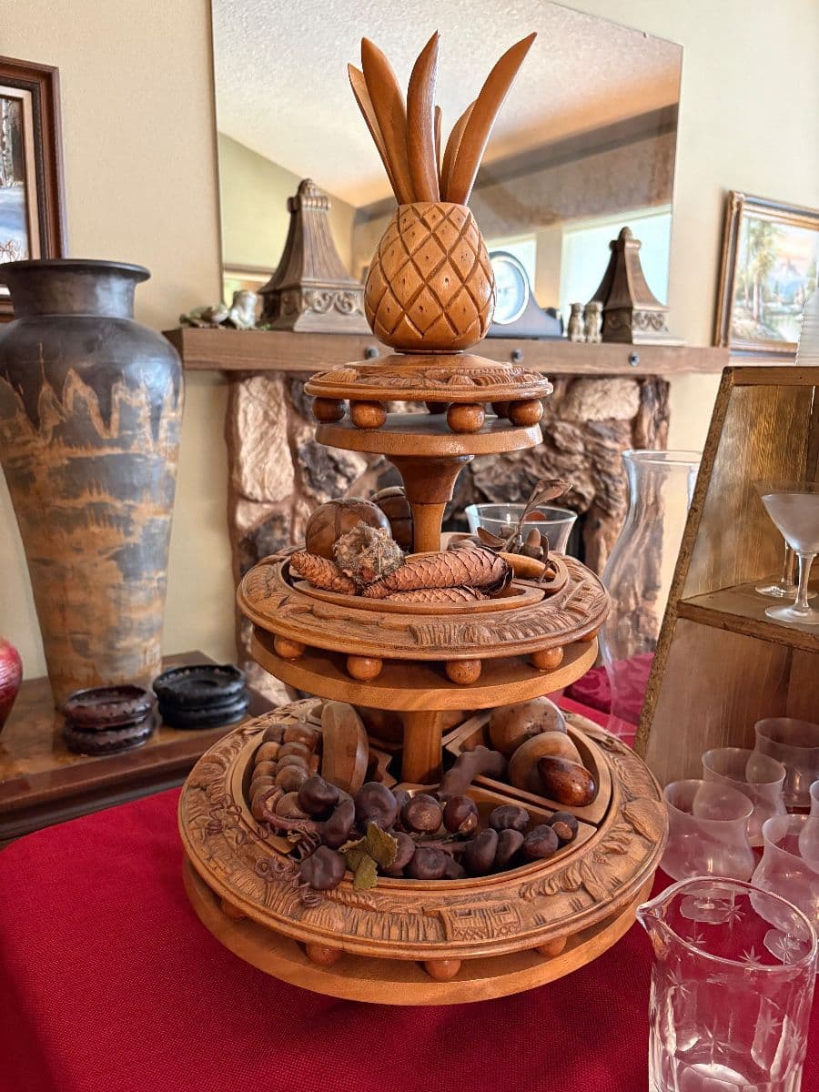 Nice Furniture, MCM, Vintage Christmas, Garden Tools and more… photo 6