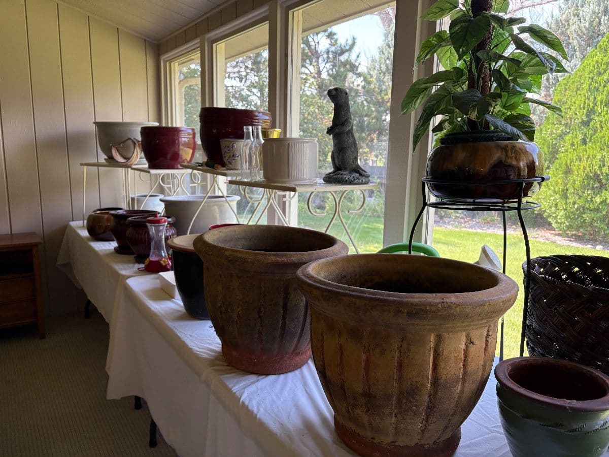 Nice Furniture, MCM, Vintage Christmas, Garden Tools and more… photo 10