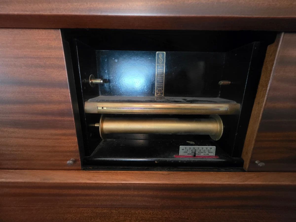 Renaissance Estate Sales/Country Living photo 9
