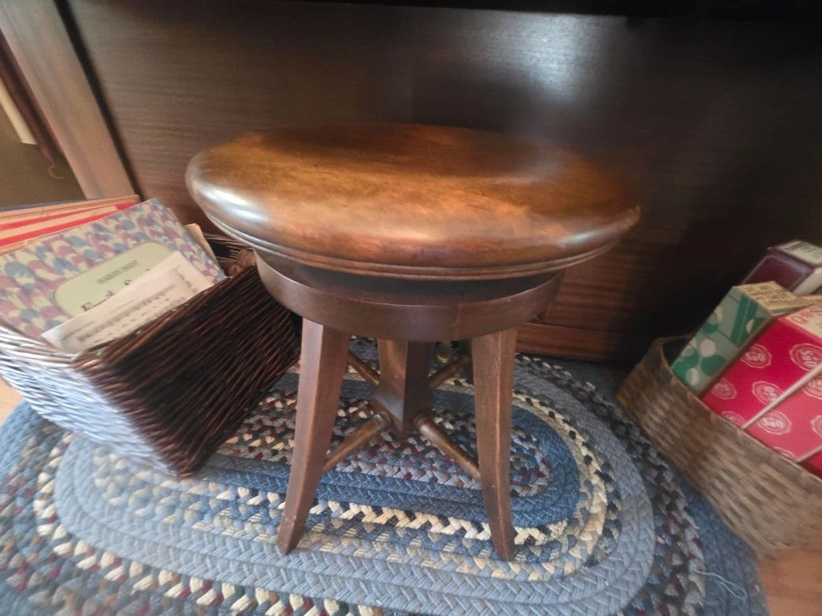 Renaissance Estate Sales/Country Living photo 8