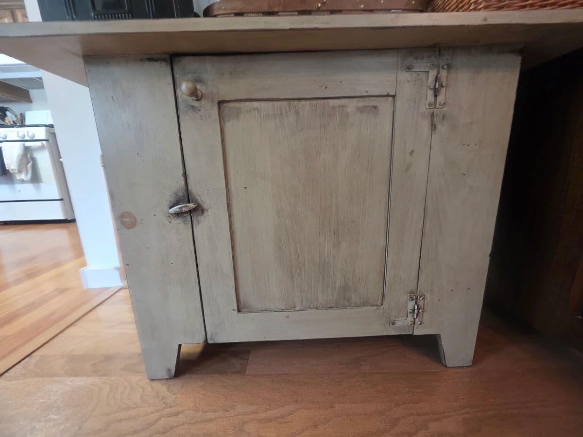 Renaissance Estate Sales/Country Living photo 7