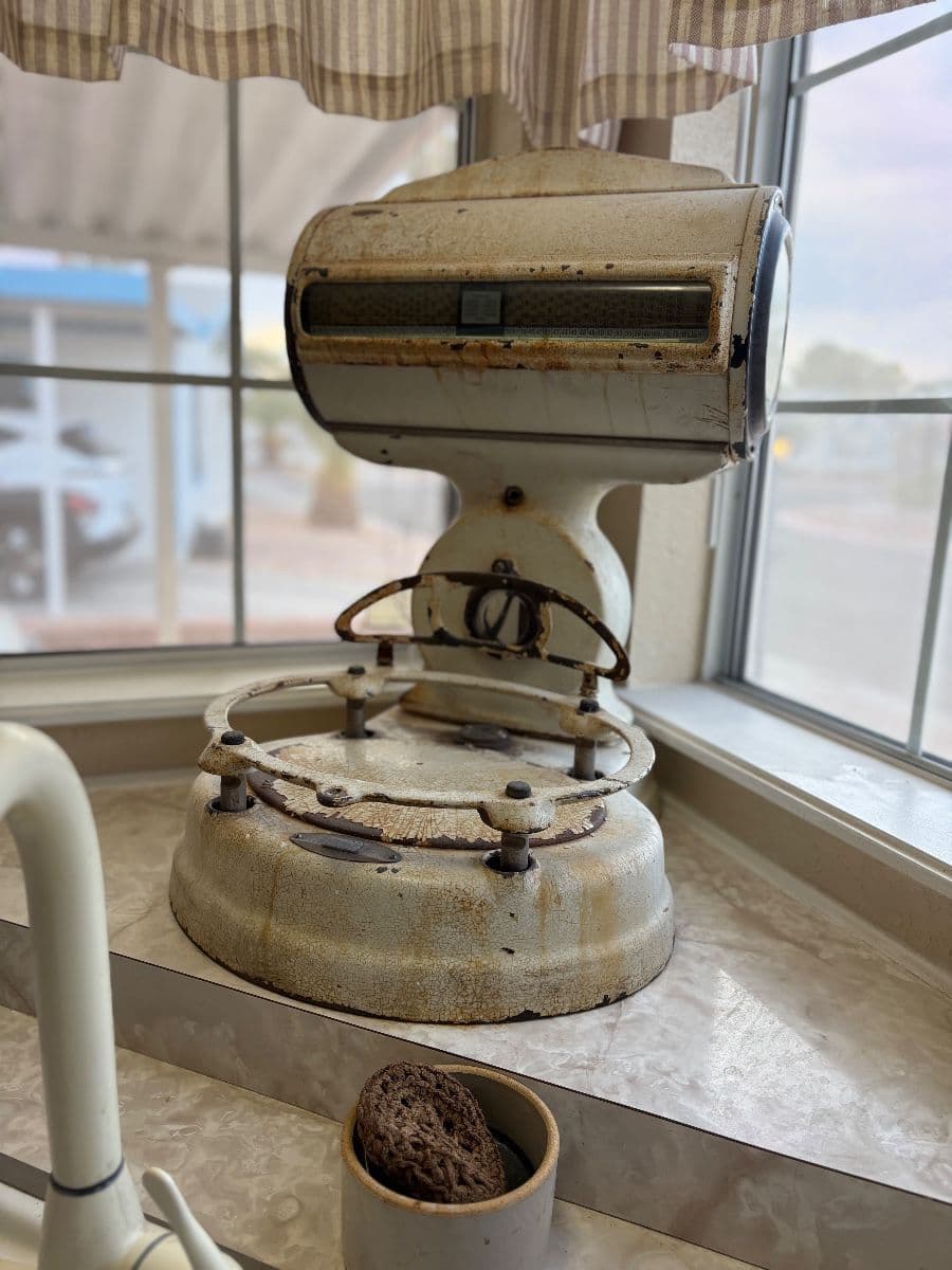 Henderson Primitives & Antiques photo 8