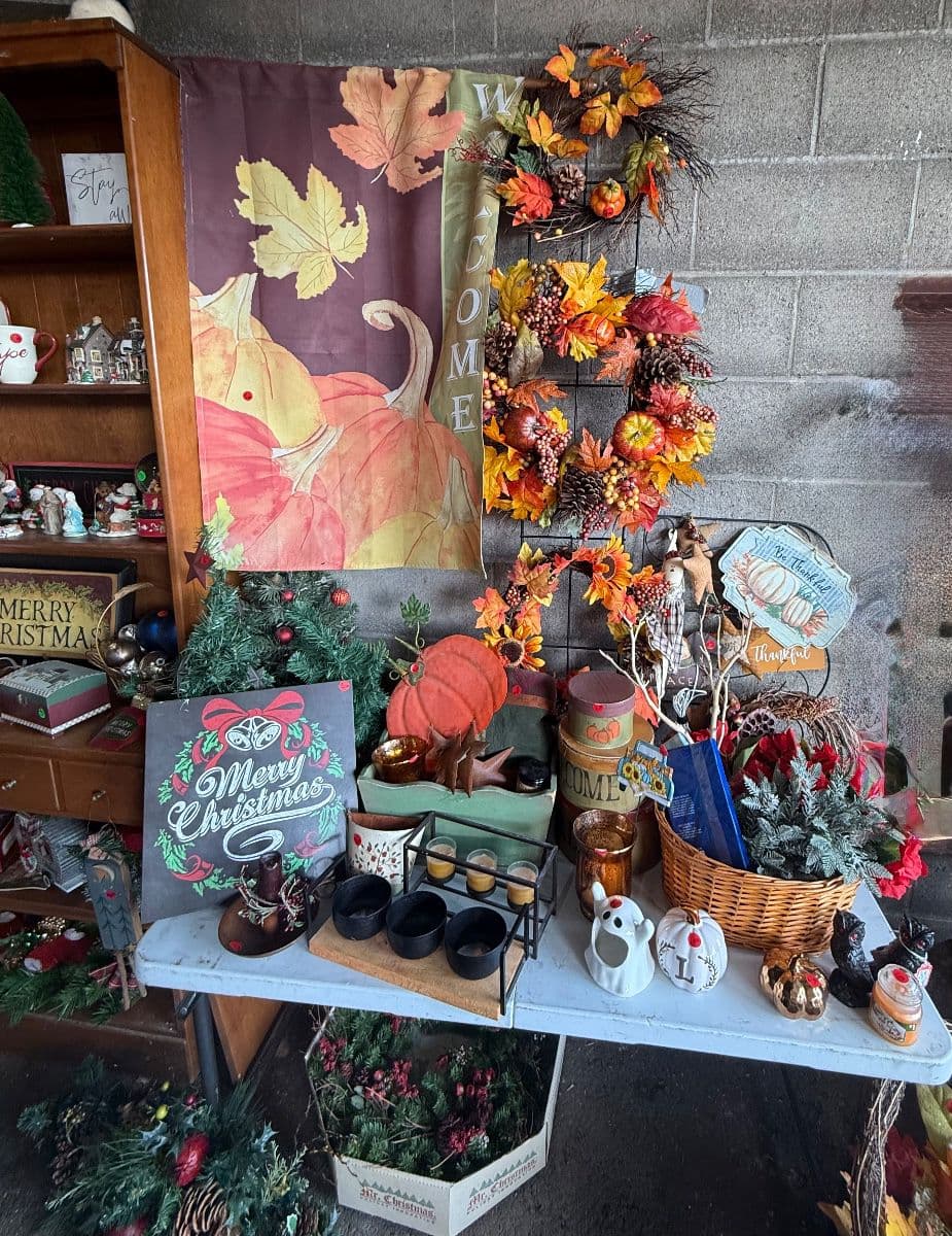LiVecchi Estate Sales photo 5