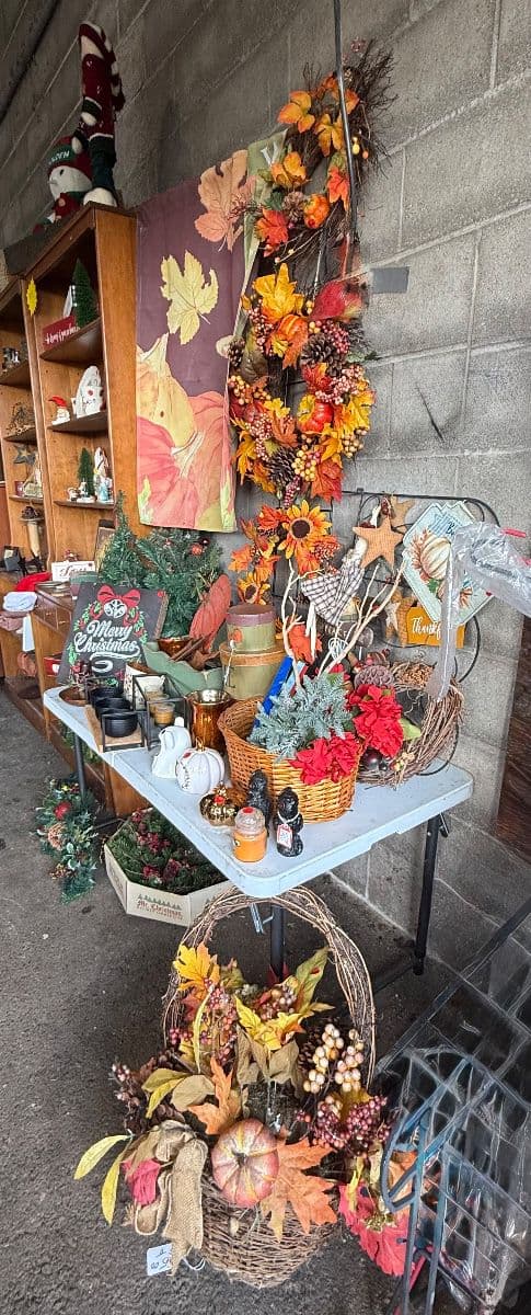 LiVecchi Estate Sales photo 7