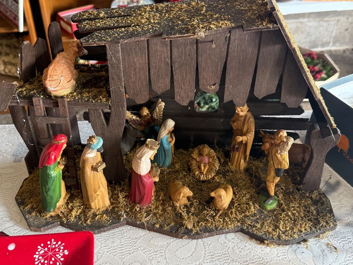 LiVecchi Estate Sales photo 9