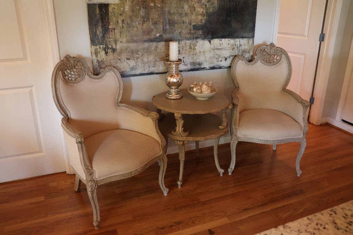 Come Find Your PERFECT PIECE at this STUNNING Home in Atlanta FILLED w/ Amazing Furniture and Finds! photo 5