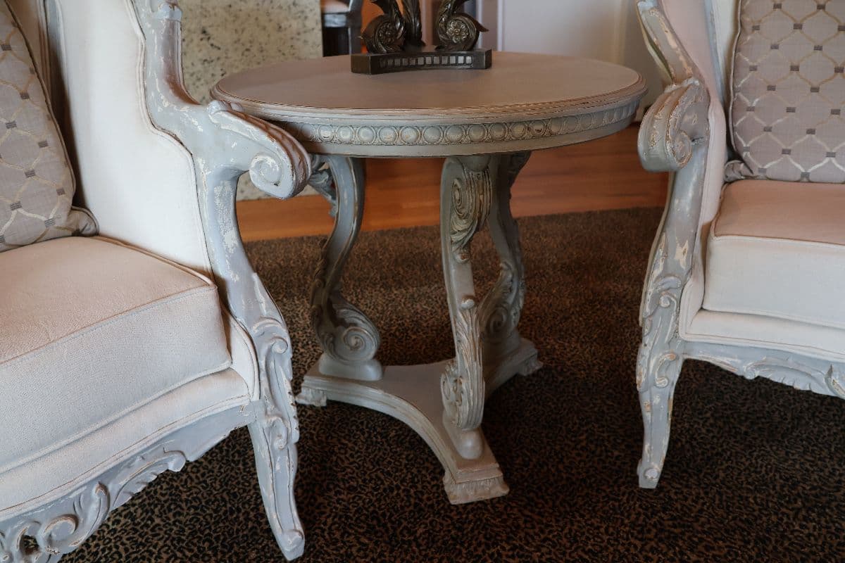Come Find Your PERFECT PIECE at this STUNNING Home in Atlanta FILLED w/ Amazing Furniture and Finds! photo 7