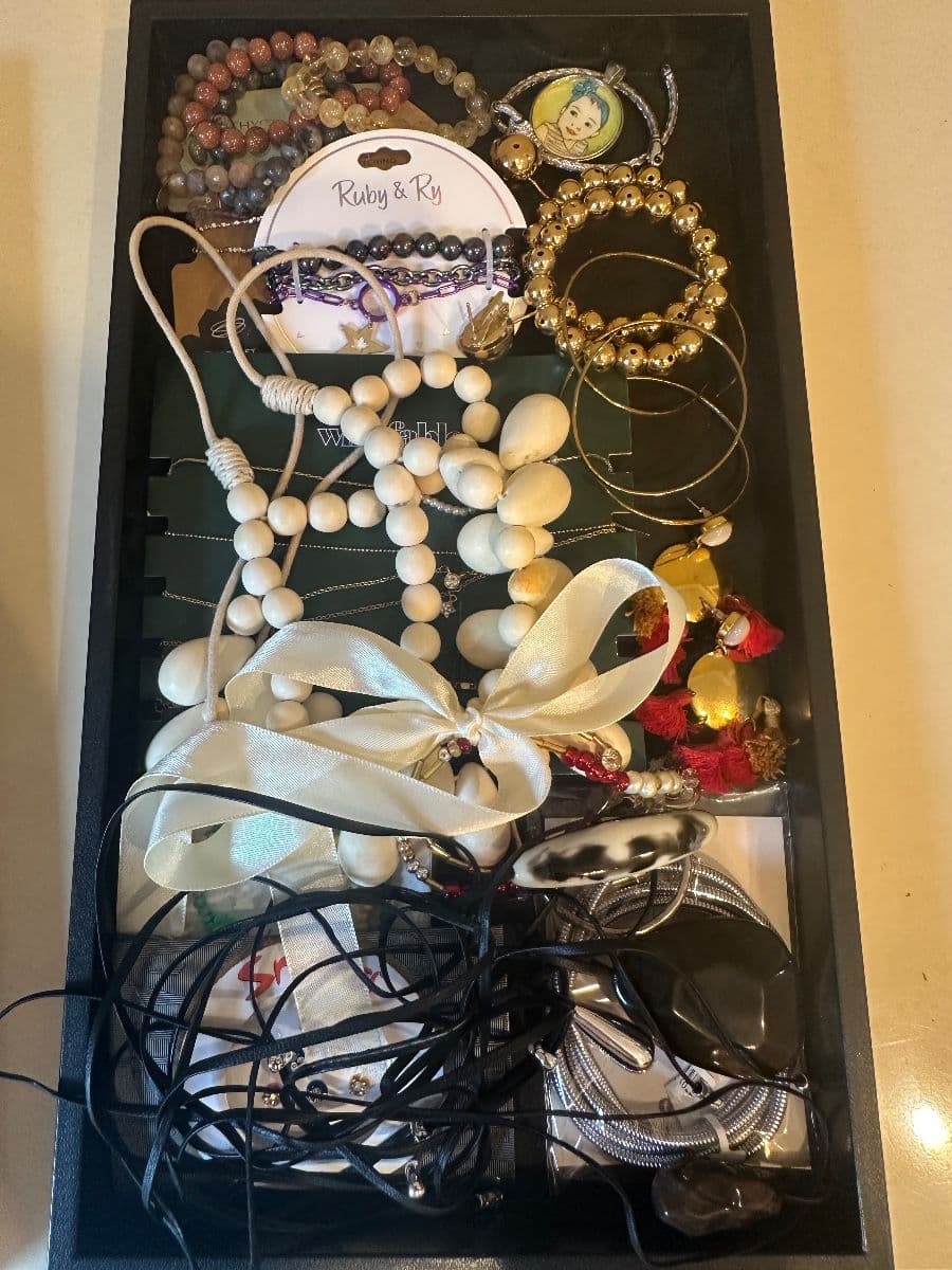 Gorgeous Treasures in Hinsdale!! photo 4
