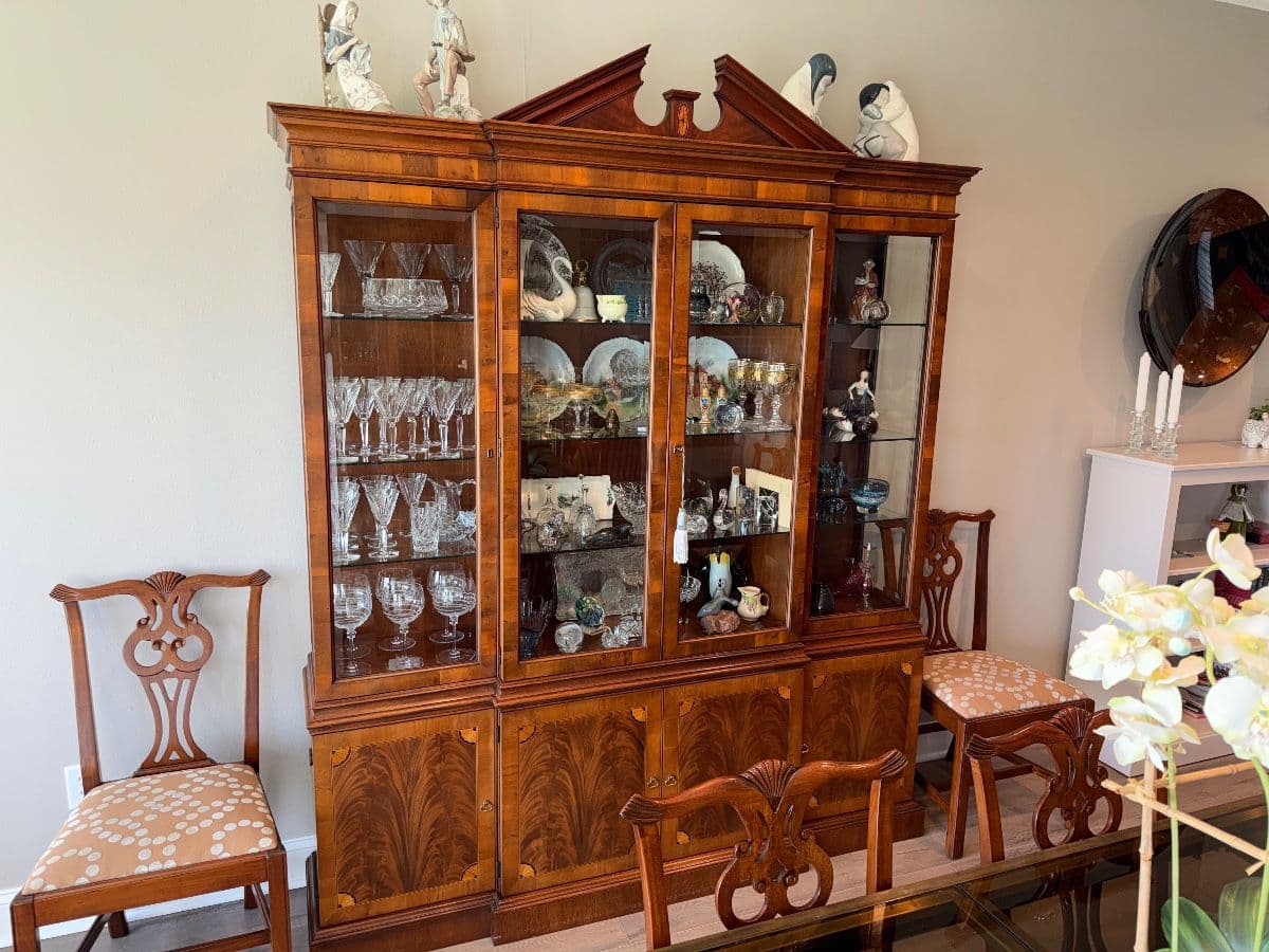 Honey Crisp HOLLAND OHIO Estate Sale photo 1